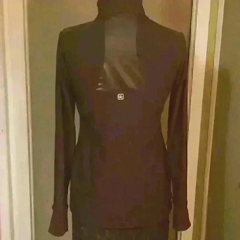 Black athlete zip up top sz medium - Picture 3 of 3